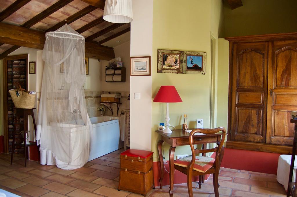 Bergerie Des Suanes Bed and Breakfast Fayence Εξωτερικό φωτογραφία